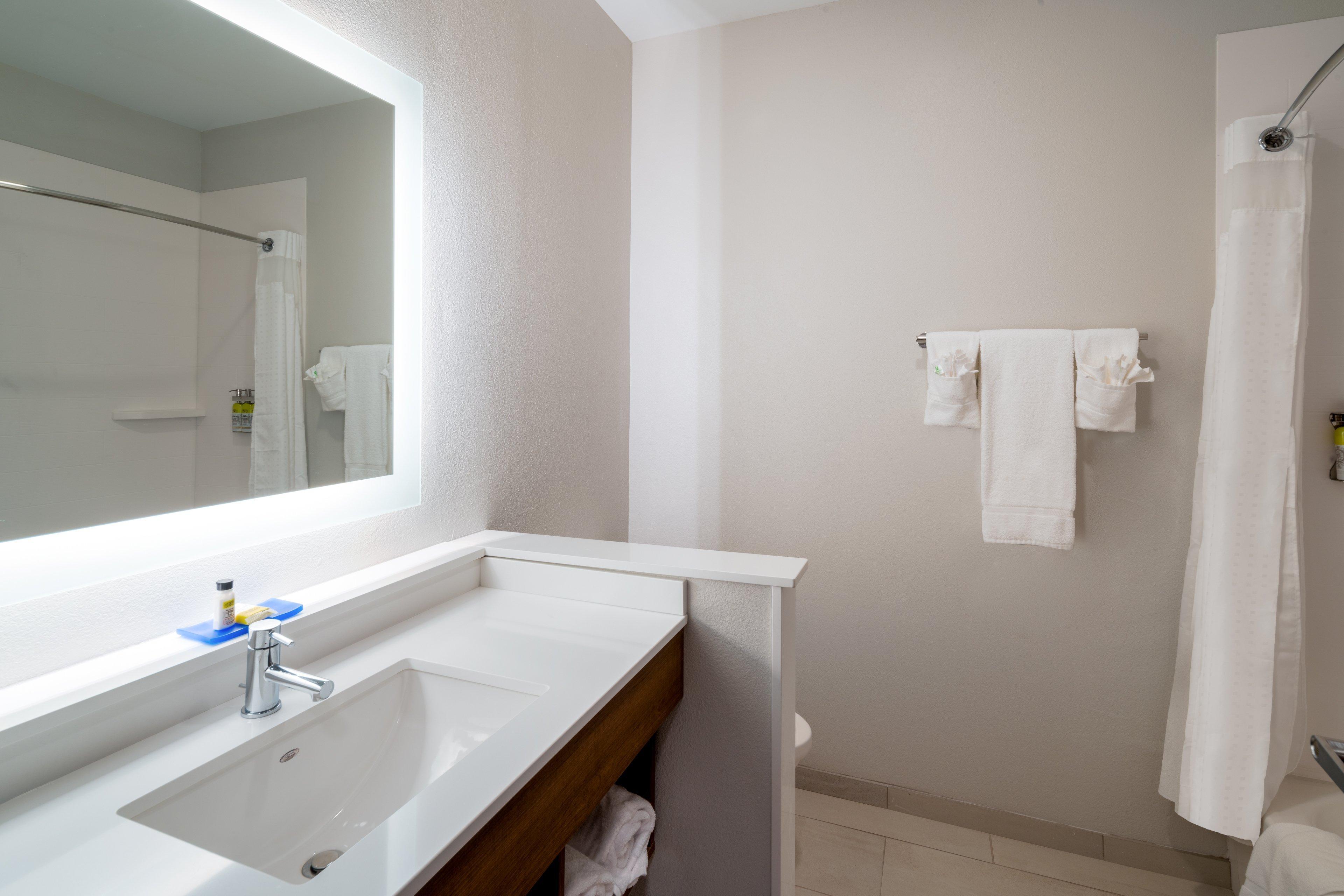 Holiday Inn Express & Suites - St Peters By Ihg Saint Peters Bagian luar foto